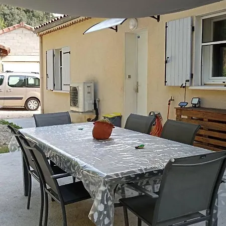Privee Dans Maison Kwatera prywatna Pont-de-Labeaume